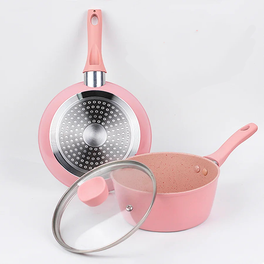 Set de cuisson familial rose – casserole, poêle et faitout avec couvercle