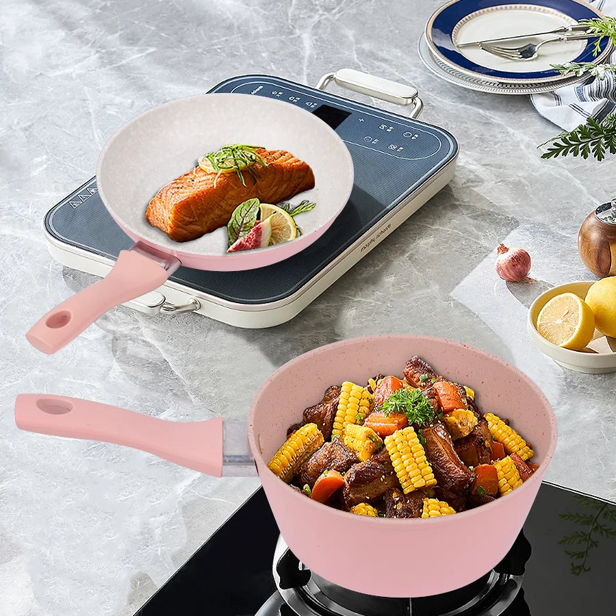 Set de cuisson familial rose – casserole, poêle et faitout avec couvercle